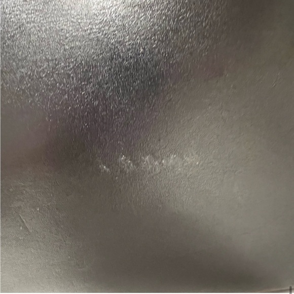 Kate Spade Satchel Tote with Shoulder Straps Gold Hardware and Zipper Closure - Picture 8 of 17